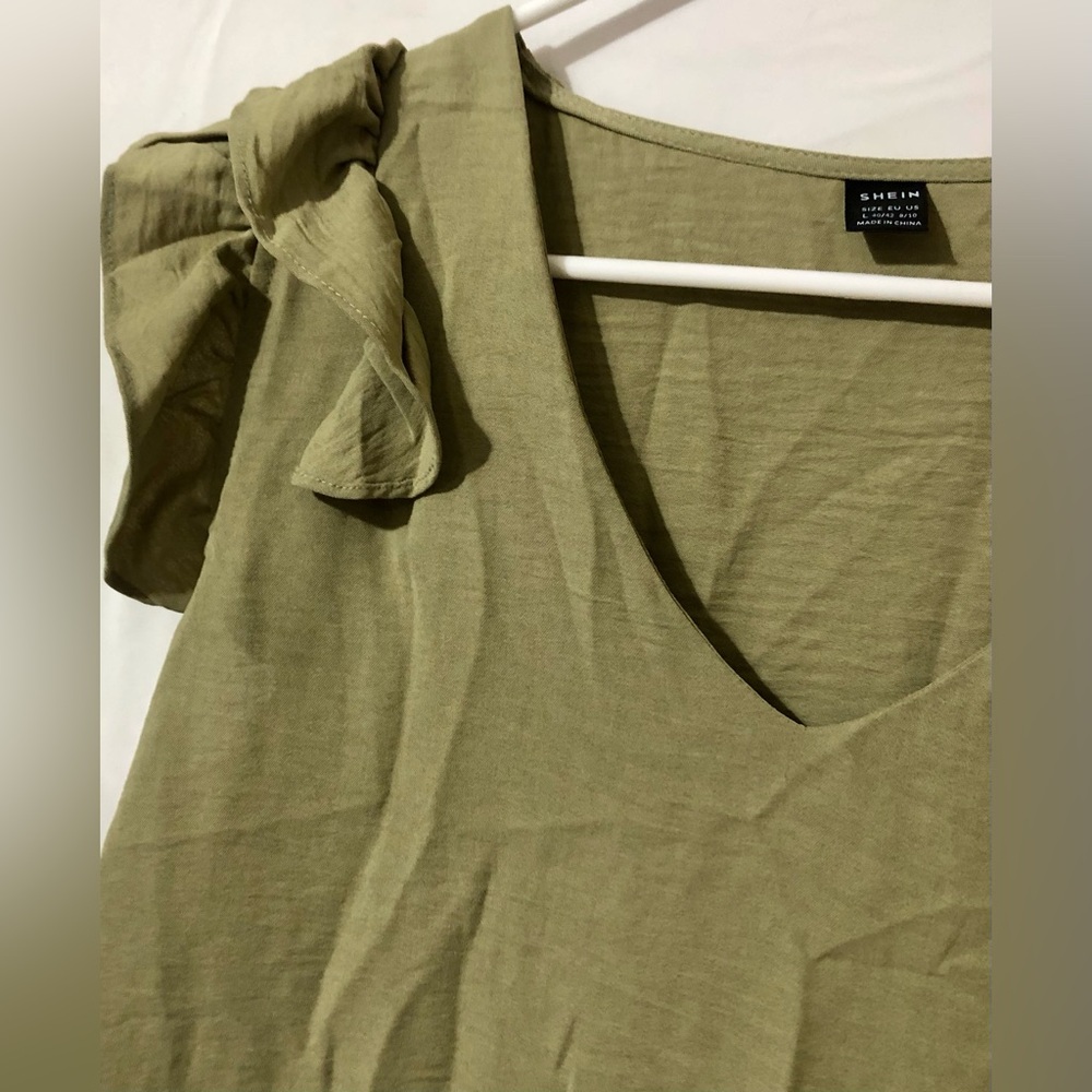 Sein Sleeveless Ruffle Blouse Size Large olive Green Top Shirt Blouse - Picture 4 of 8